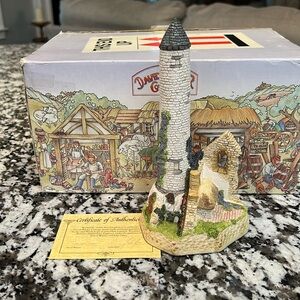 David Winter Cottages Irish Round Tower SIGNED!